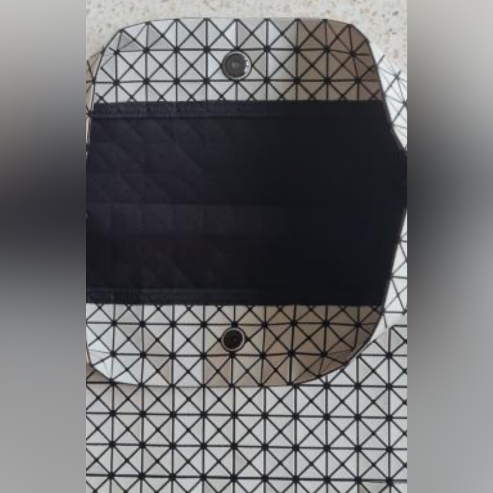 Bao Bao Issey Miyake Metallic Prism Clutch - Picture 4 of 6
